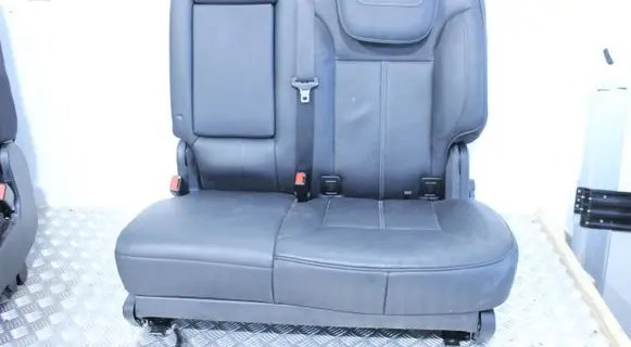 Mercedes-Benz GL X164 Rear seat 