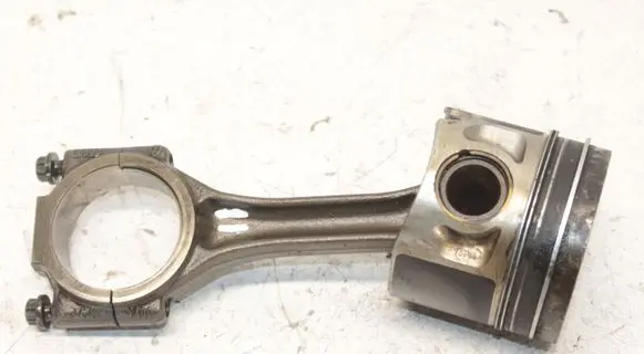 Volkswagen PASSAT B6 Piston with connecting rod BMP