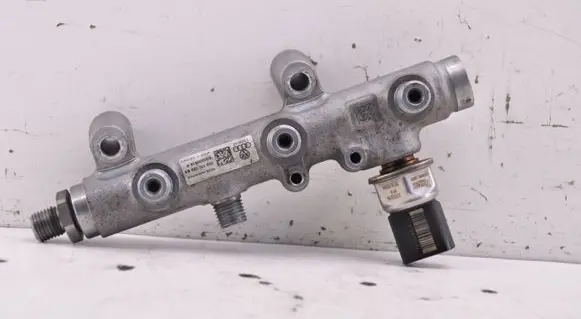 Audi A4 S4 B8 8K Fuel main line pipe 059130089BS 3CRS0016