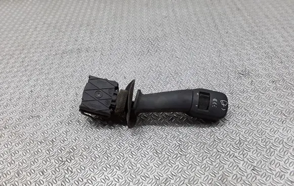 BMW 5 E39 Wiper control stalk 8352013
