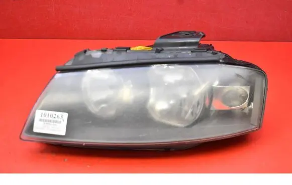 Audi A3 S3 8P Headlight/headlamp 8P0941003A