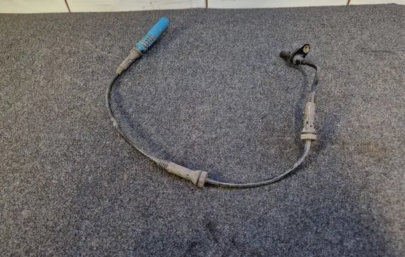 BMW 5 E60 E61 ABS brake wheel speed sensor 0265007848