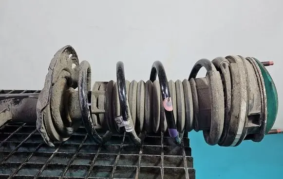Land Rover Evoque I Rear coil spring BJ325534FD IMPRK1553722