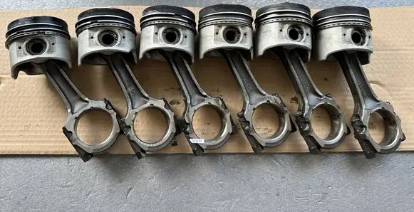 Nissan Patrol Y60 Piston with connecting rod 1210022J00 1201022J11