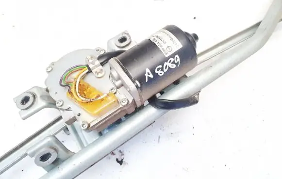 Opel Zafira A Wiper motor 404496 3470b