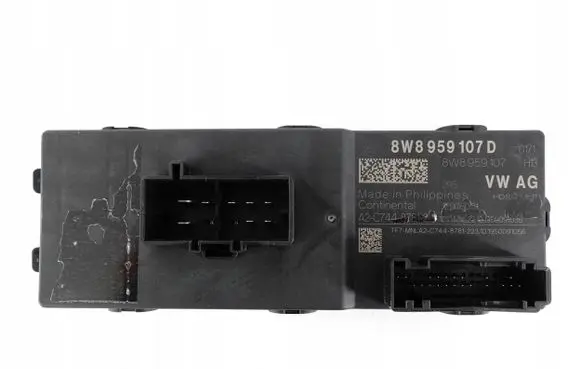 Audi A5 Tailgate/trunk control unit/module 8W8959107D