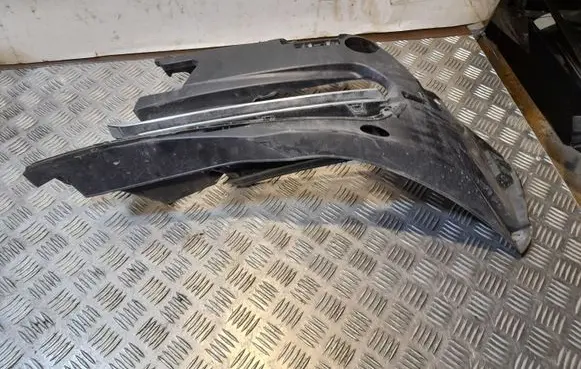 BMW 7 F01 F02 F03 F04 Front bumper lower grill 51117211495 7211495