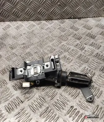 Volkswagen Caddy Ignition lock 1k0905851