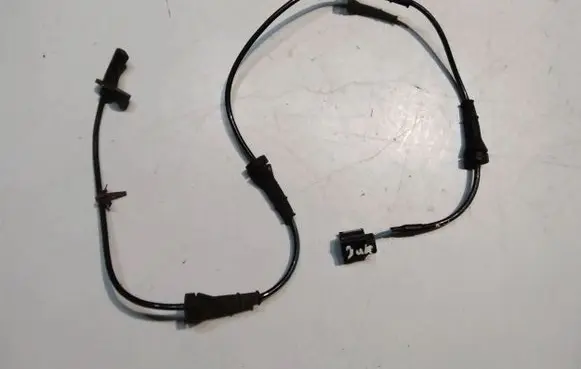 Nissan Juke I F15 ABS rear brake sensor 479001KA0B PA612GF33