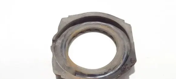 Toyota Corolla Verso E121 Front coil spring rubber mount 