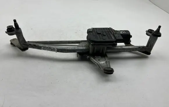Volkswagen PASSAT B7 Front wiper linkage and motor 3AB955023 A5361794