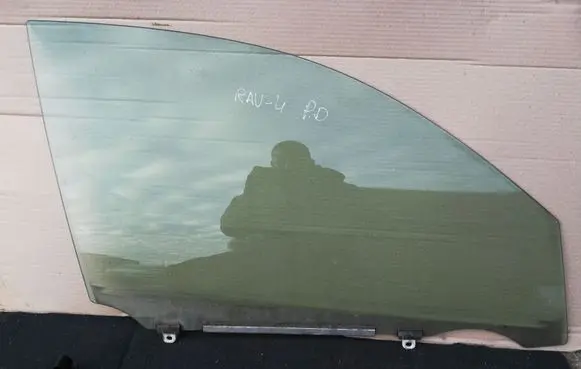 Toyota RAV 4 (XA30) Front door window glass four-door