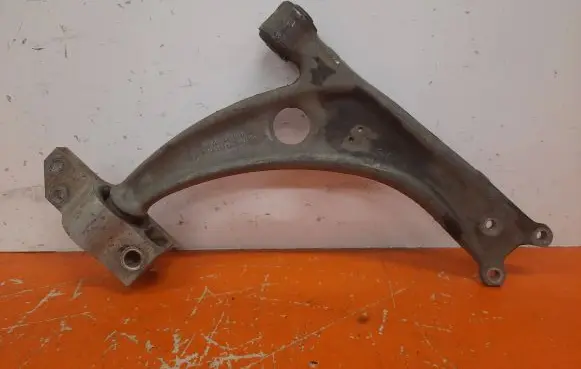 Volkswagen PASSAT B6 Front control arm 3C0407153B