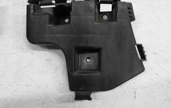 Volvo S60 Rear bumper mounting bracket 31265285