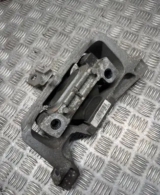 Mercedes-Benz A W176 Engine mount bracket A2462402617