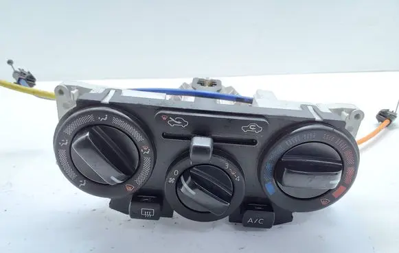 Nissan Note (E11) Climate control unit N107000L 110920