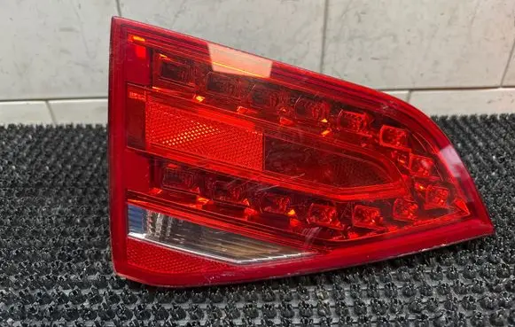 Audi A4 S4 B8 8K Tailgate rear/tail lights 170411