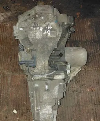 Volkswagen PASSAT B5.5 Manual 5 speed gearbox 012301211AE 012301
