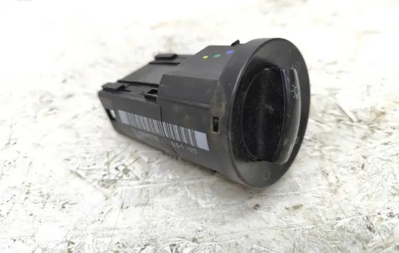 Volkswagen Polo IV 9N3 Light switch 6Q0941531B Q1BT1977