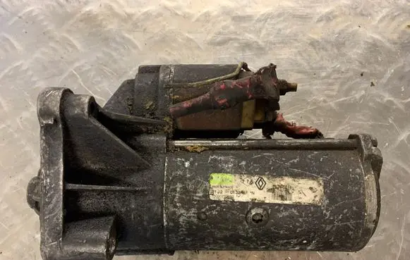 Renault Megane II Starter motor 8200075362