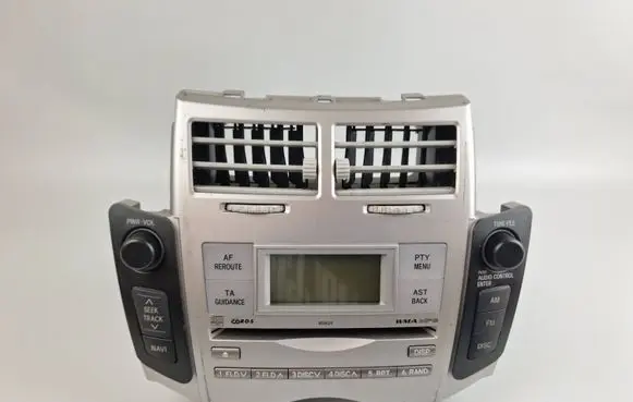 Toyota Yaris Radio/CD/DVD/GPS head unit 861200D2010