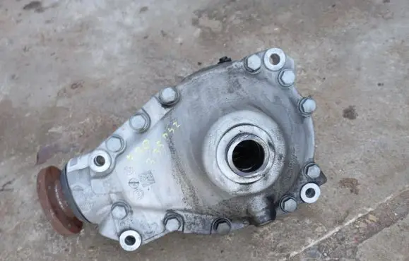 BMW 3 F30 F35 F31 Front differential 7578157