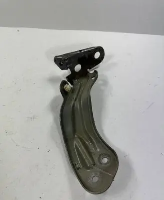 Renault Talisman Fender mounting bracket