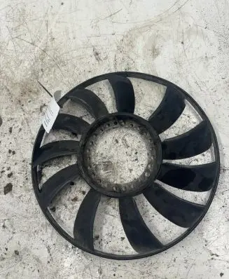 Audi A4 S4 B5 8D Fan impeller 