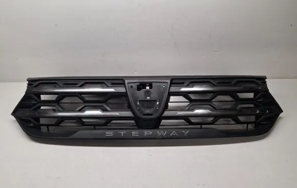 Dacia Sandero Front bumper upper radiator grill 623109073R 623109870R 623108341R