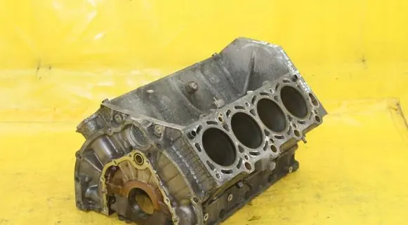 Lexus LS 400 Engine block 