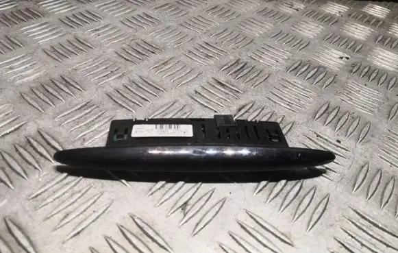 Mercedes-Benz C W204 Parking PDC sensor display screen 1725420023 A1725420023