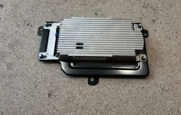 BMW X6 E71 Bluetooth control unit module 9251748