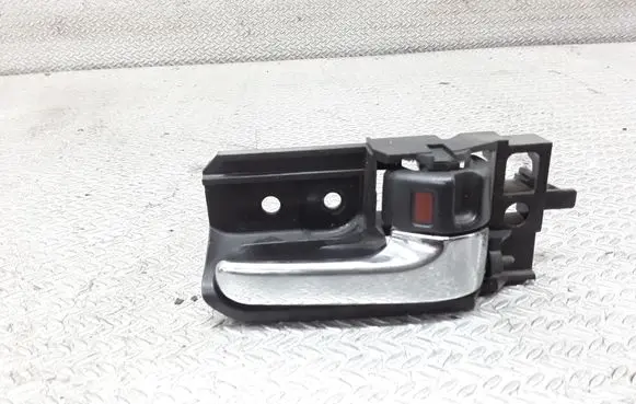 Toyota Avensis T250 Front door interior handle