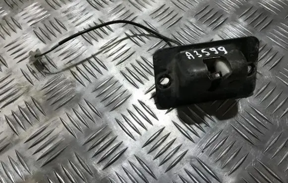 Mazda 626 Tailgate/trunk/boot lock/catch/latch