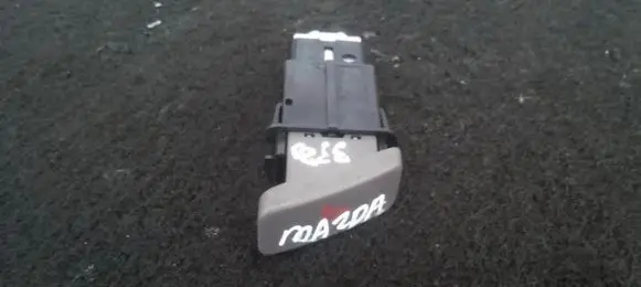Mazda Premacy Hazard light switch 153132