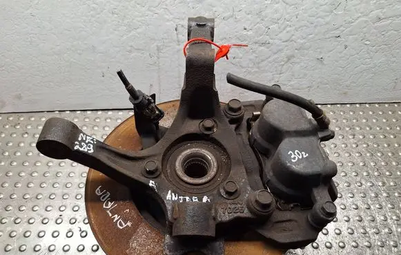Opel Antara Front wheel hub spindle knuckle S25056289