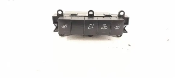 Mercedes-Benz A W169 Seat heating switch 1698208810 1698701110