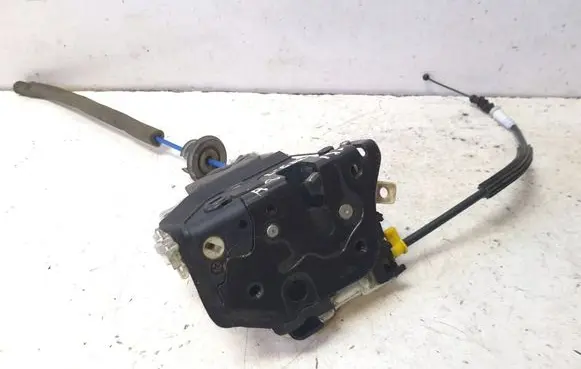 Audi A8 S8 D4 4H Rear door lock 8K0839015C
