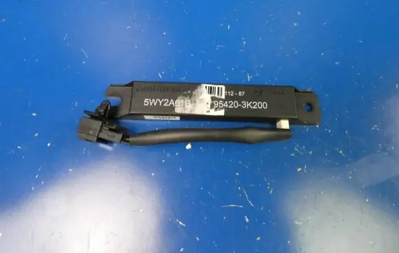 KIA Optima Aerial antenna amplifier 95420-3K200 11287