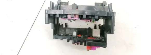Volkswagen Sharan Fuse box set 7M3937499 YM2114A323BA