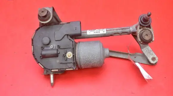 Seat Altea XL Front wiper linkage and motor 5P0955024D