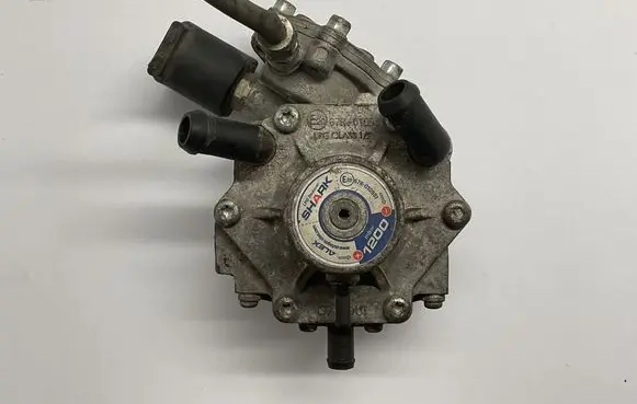 Ford Galaxy LP gas reducer 67R01095