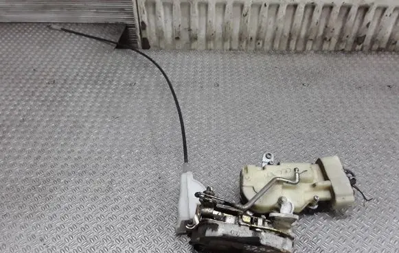 Front door lock
