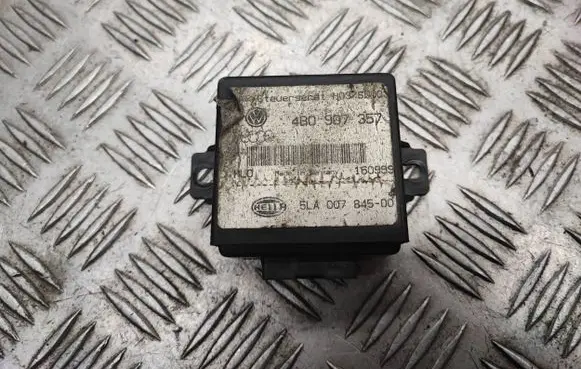 Audi A4 S4 B5 8D Light module LCM 4B0907357 5LA00784500 160999