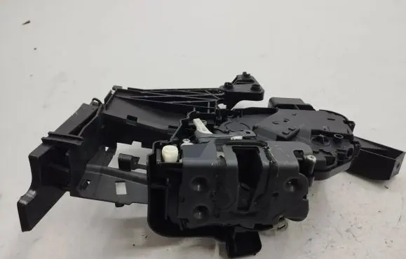 Ford C-MAX I Rear door lock 3M51R26 3M5AR26413ES
