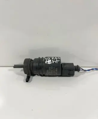 Audi A4 S4 B7 8E 8H Windscreen/windshield washer pump 1T0955651 3028149