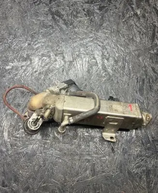BMW 3 E90 E91 EGR valve cooler 123396A1 1890741 78107518