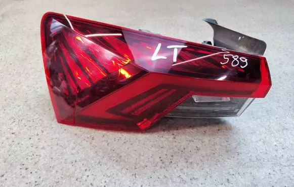 Skoda Octavia Mk4 Rear/tail lights 5E3945207A23 5E3945207A