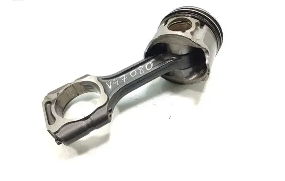 SsangYong Rodius Piston with connecting rod 