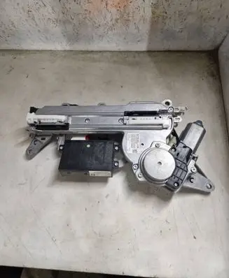 Peugeot 508 Tailgate/trunk/boot lift motor 9677615380
